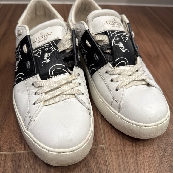 Valentino Garavani Shoes - Sneakers
